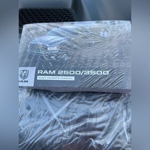 2020 Ram 2500/3500 Owners Manual